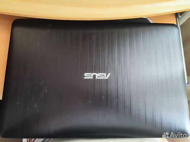 Ноутбук asus