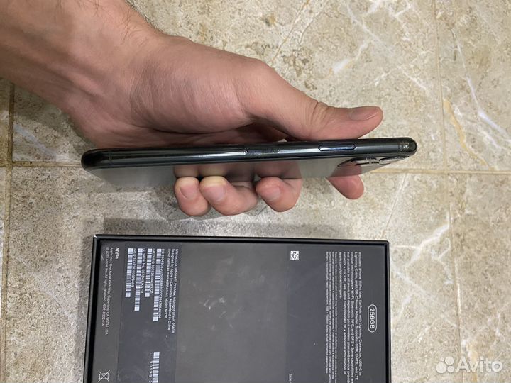 iPhone 11 Pro Max, 256 ГБ