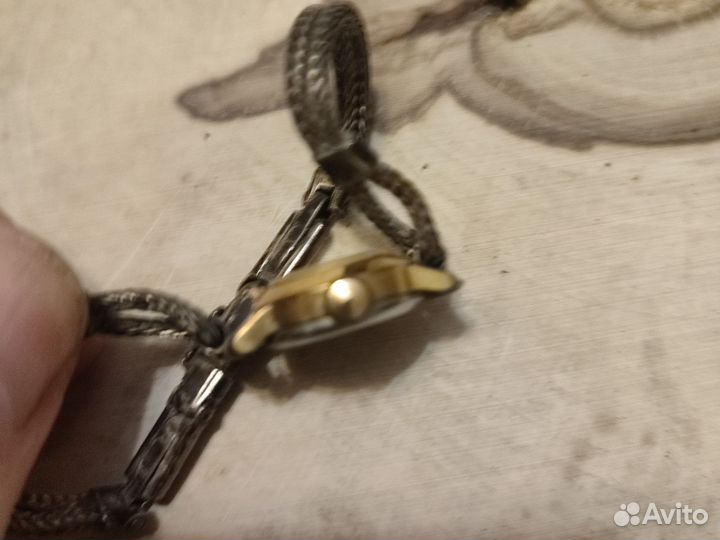 Часы женские Луч позолоченные