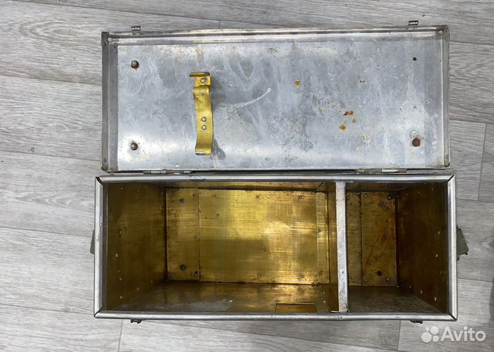 Ящик для зимней рыбалки