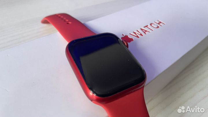 Часы apple watch 6 44 mm red