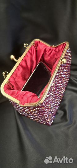 Сумка из хрустальных бусин на фермуаре