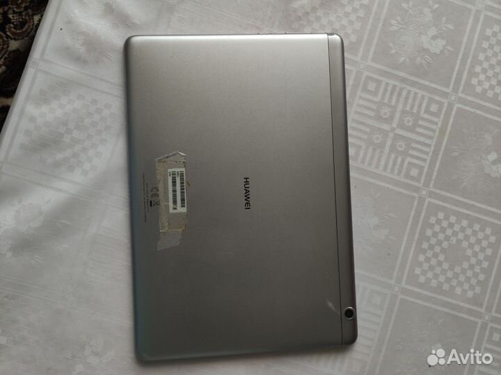Планшет Huawei Media pad-3