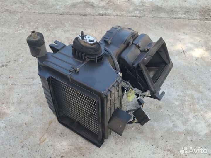 Испаритель радиатор кондиционер Kia Sportage 1