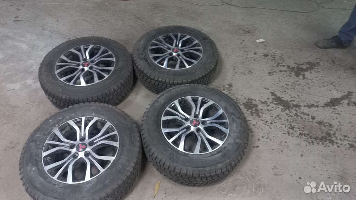 American Tourer SA07 225/70 R16 105