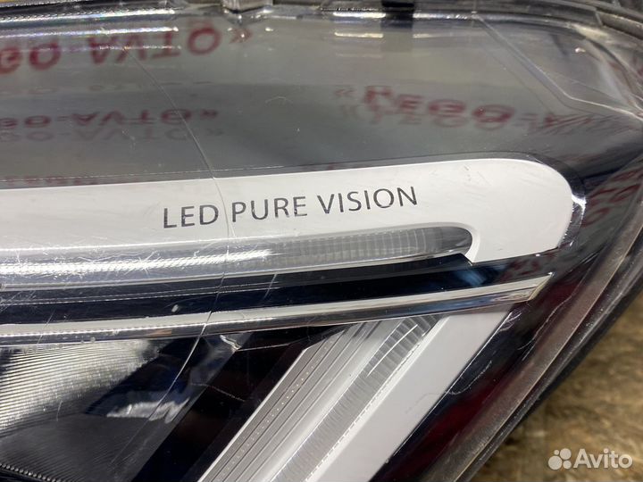 Renault Arkana левая фара