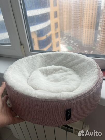 Лежанка для кошек