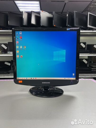 19” Samsung SyncMaster 932Bf, 1280x1024, 75 Гц