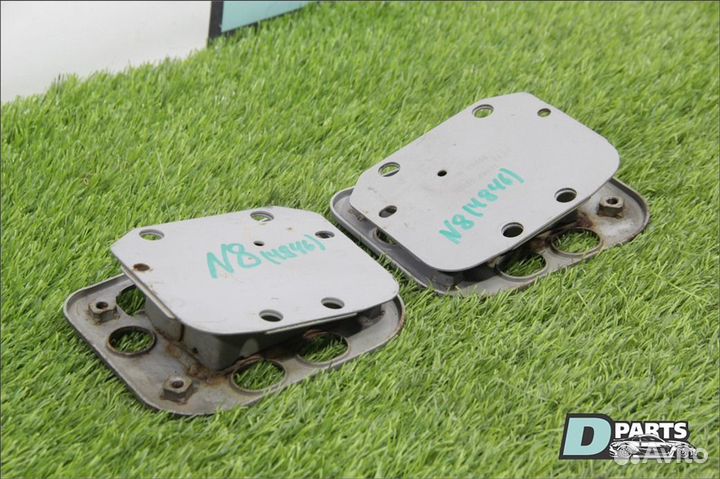 Крепление жесткости бампера Nissan 350Z Z33 VQ35HR