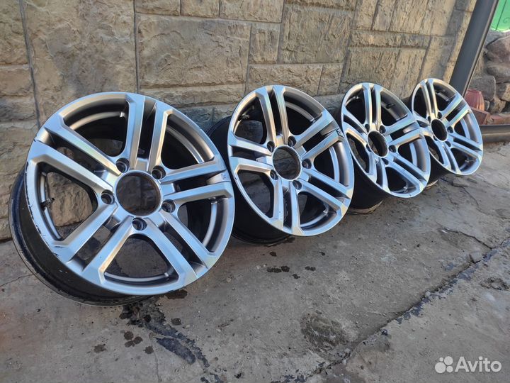 Литье для Нивы R16