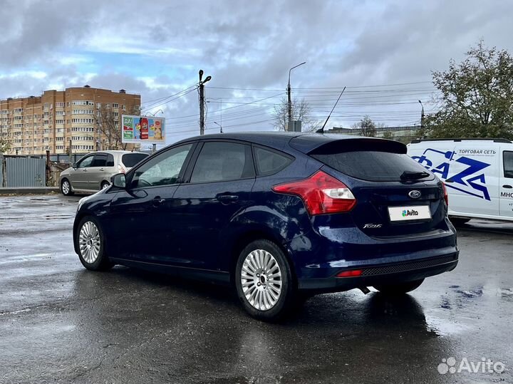 Ford Focus 1.6 МТ, 2012, 111 000 км