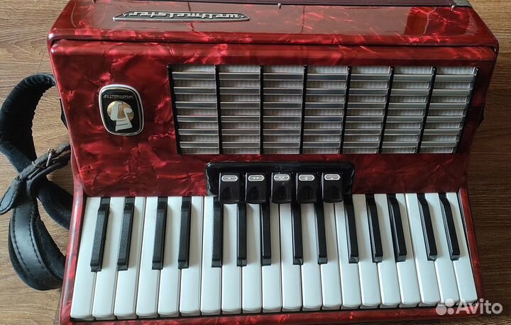 Аккордеон Weltmeister stella
