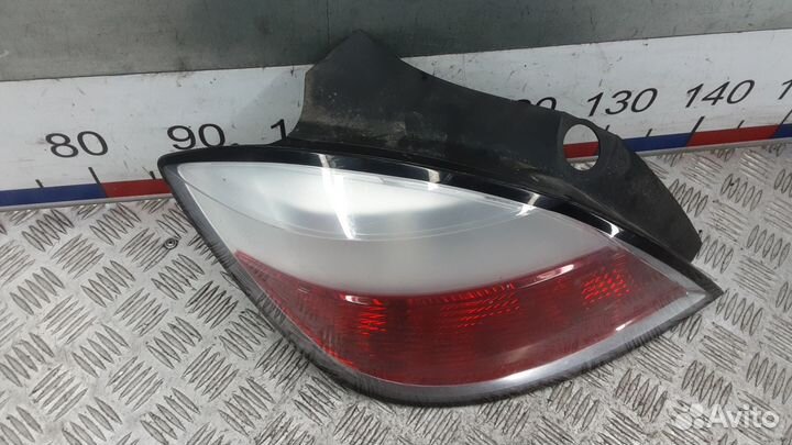 Фонарь Opel Astra H (2004-2010)