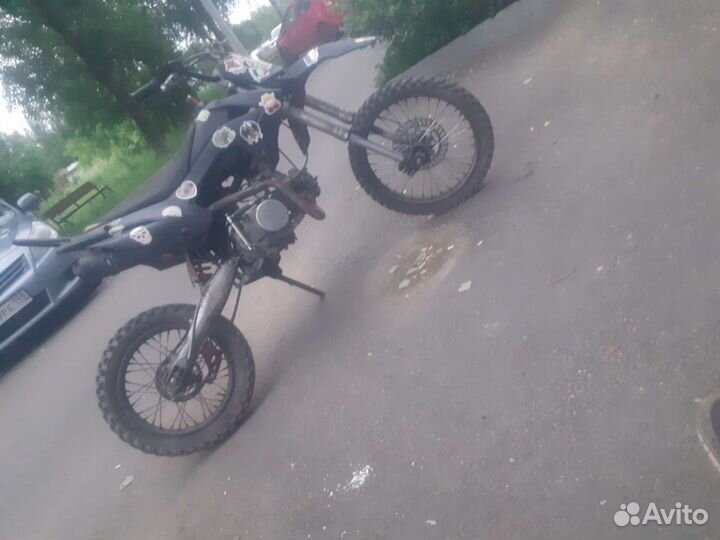 Продам питбайк 140