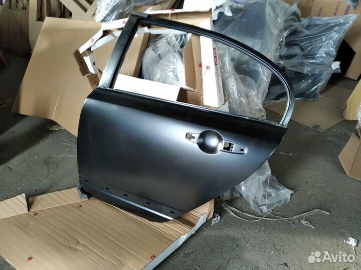 Дверь задняя левая Honda Civic 4D 2006-2012 год
