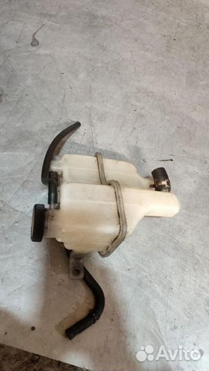 Бачок расширительный Toyota Yaris P1 2003