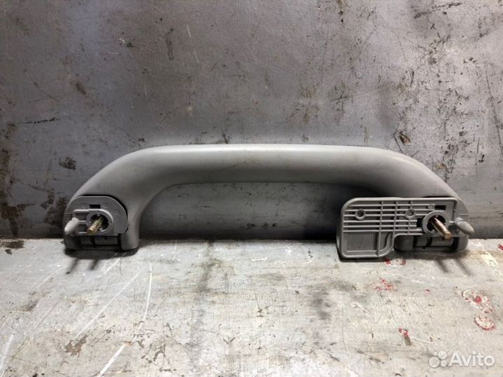 Ручка потолка салона Mitsubishi Lancer 9 универсал