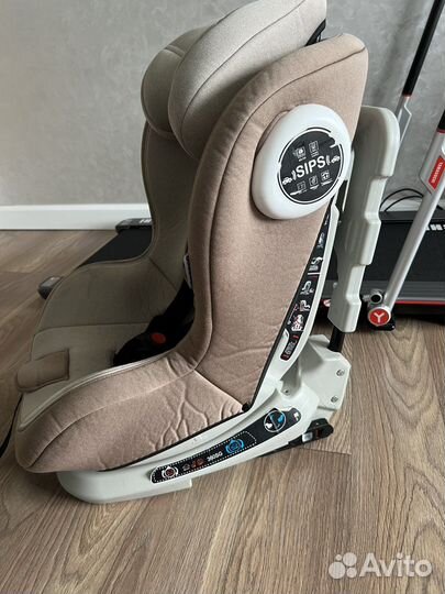 Детское автокресло от 0 до 25 кг