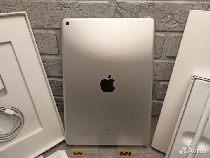 10.2 Планшет Apple iPad 9 (2021) 3/64 Gb, Wi-Fi, С