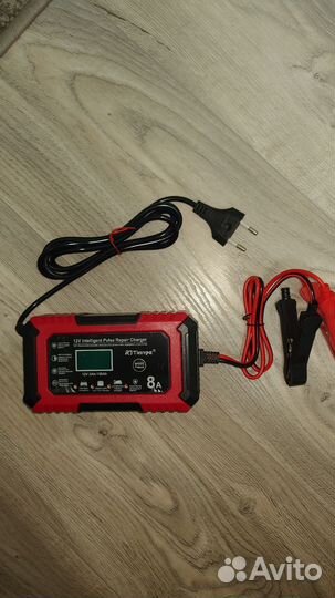 Зарядное устройство для АКБ 8А новое