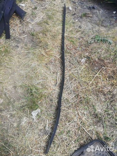 Молдинг крыши Мерседес W210