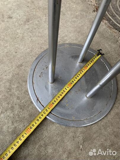 Акустические стойки (подставки под колонки)