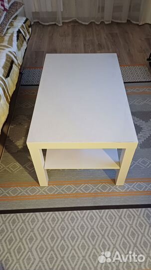 Журнальный столик IKEA