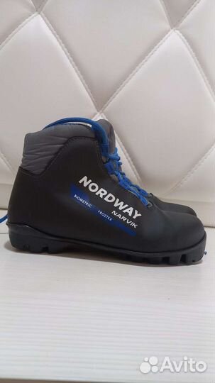 Лыжные ботинки