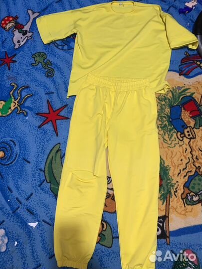 Спортивный костюм женский 46-48