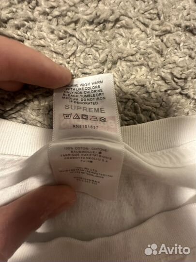 Футболка supreme