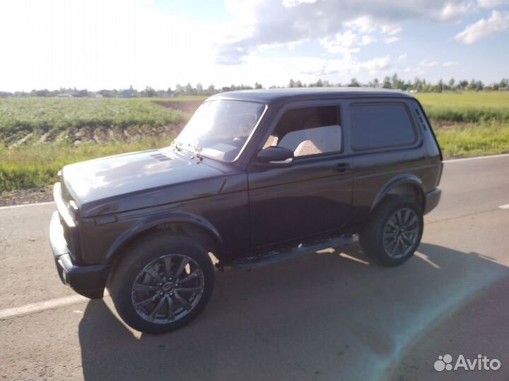 LADA 4x4 (Нива) 1.7 МТ, 2009, 150 000 км