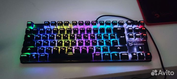 Игровая механическая клавиатура