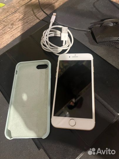 Телефон iPhone 7