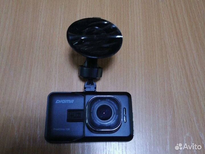 Видеорегистратор Digma FreeDrive 108, черный