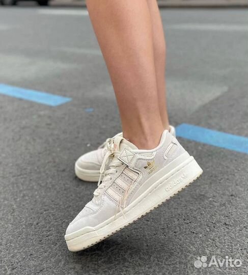 Adidas forum low