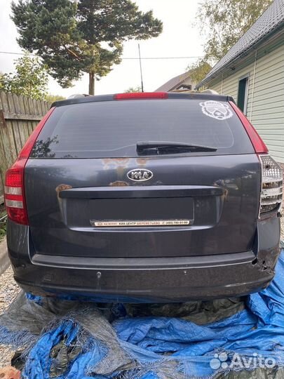 Kia Ceed 2.0 AT, 2009, битый, 214 000 км