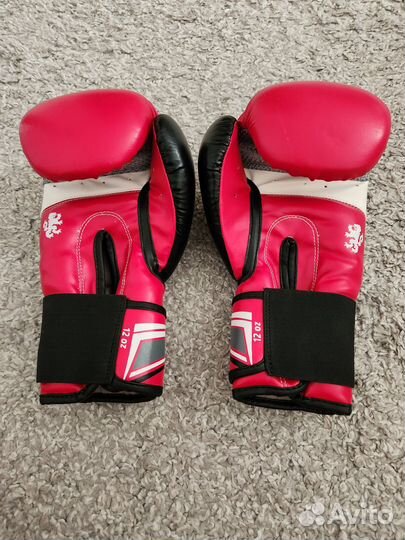 Продам боксерские перчатки excalibur