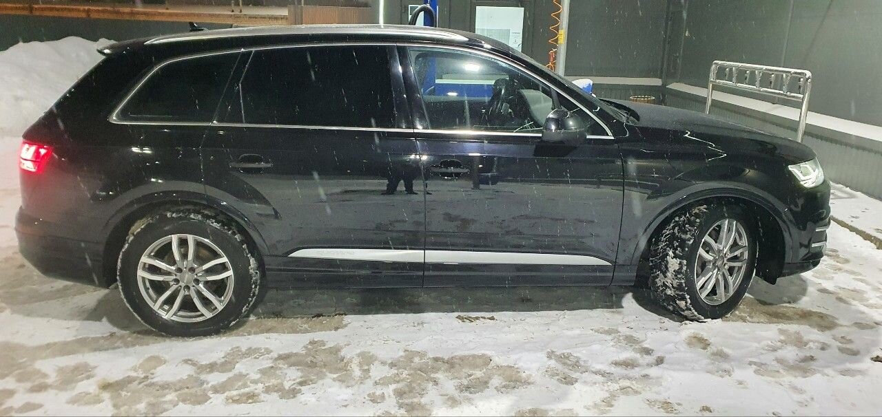 Audi Q7: фото владельца