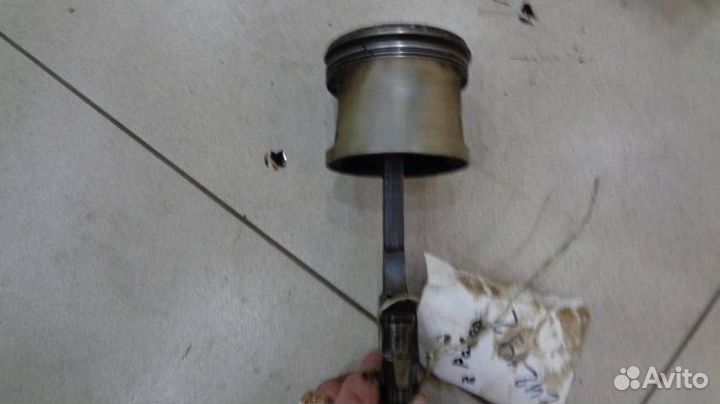 Поршень с шатуном Land Rover Discovery 1 1989-1998