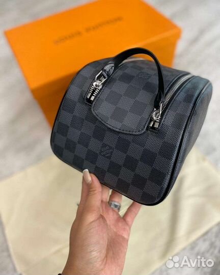 Косметичка мужская Louis Vuitton