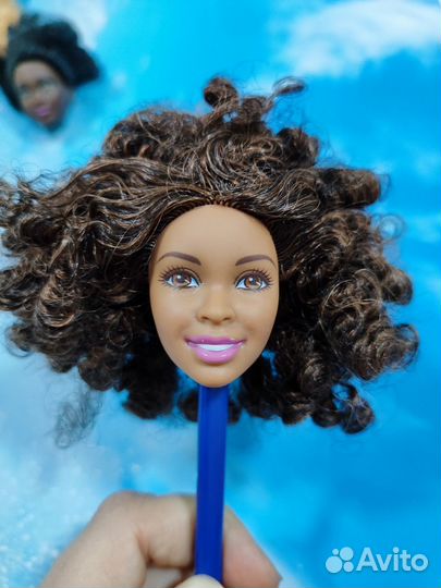 Голова куклы Барби кудряшка (средняя)