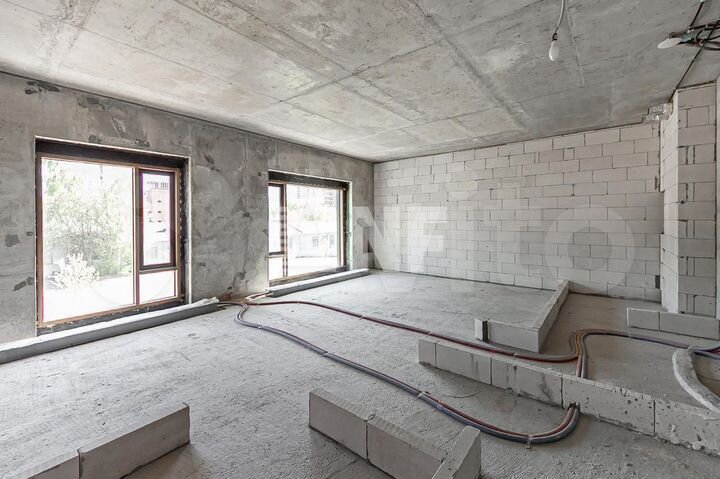 7-к. квартира, 303,8 м², 3/10 эт.