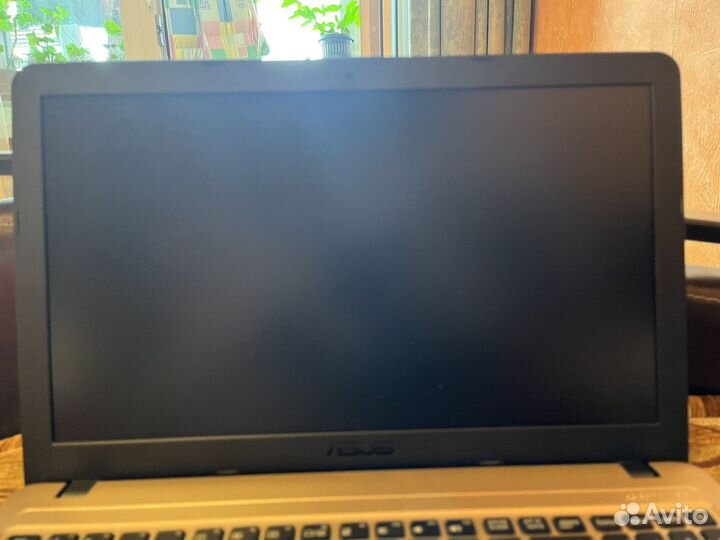 Ноутбук asus x540m