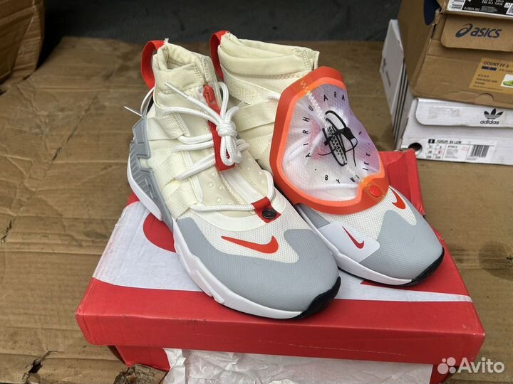 Кроссовки Nike Air Huarache Gripp QS 'Sail Orange'