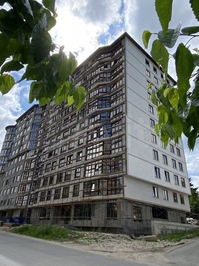 1-к. квартира, 52 м², 2/12 эт.
