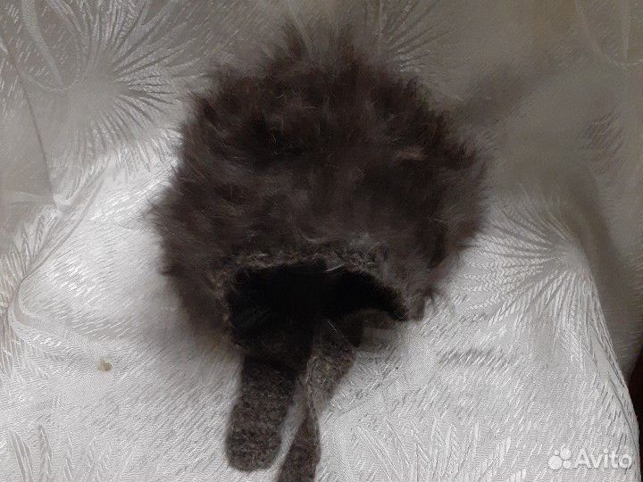 Пуховые шапочки на девочку