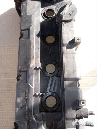 Клапанная крышка Hyundai Tuson Kia Sportage 2 2.0L