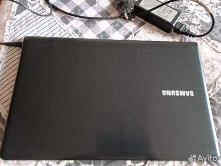 Ноутбук samsung