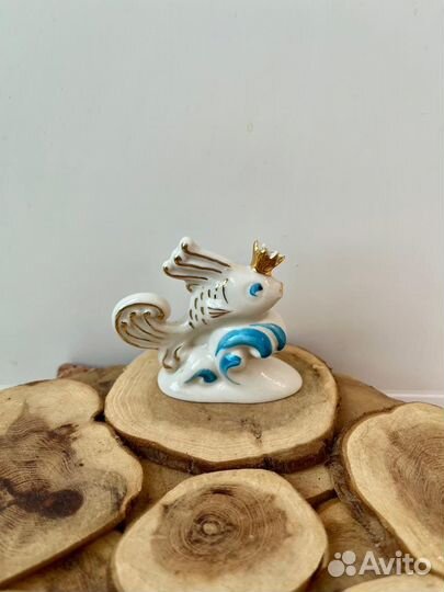 Статуэтка из фарфора Рыбка, Сысерть СССР