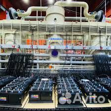 Сотрудник вахта на завод аккумуляторов